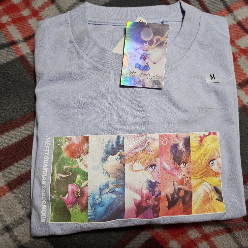 Sailor moon x Uniqlo shirt
